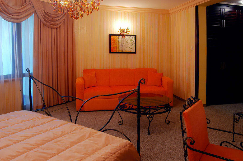 Hotel Unikat Velingrad Quarto foto